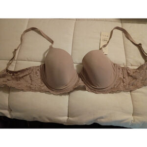 NWT!! NO BOUNDARIES DEMI T-SHIRT BRA NEVER WORN! WITH TAGS!